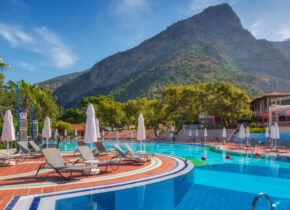 blog 13 20 Tips To Know Before You Buy A Swimming Pool